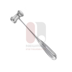 Martelo em metal Hajek 200 g, com 21 cm de comprimento