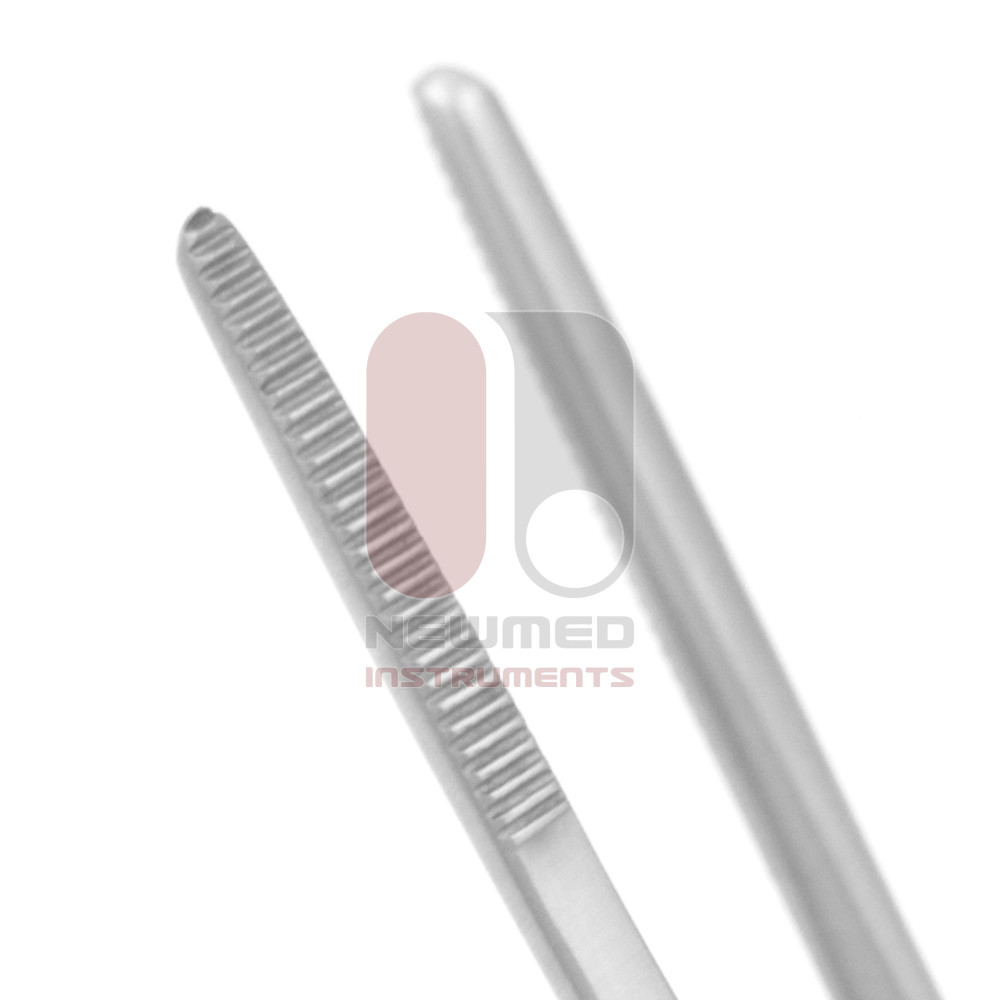 Tilley 鼻包帯鉗子 - 鋸歯状ジョー、角度付き