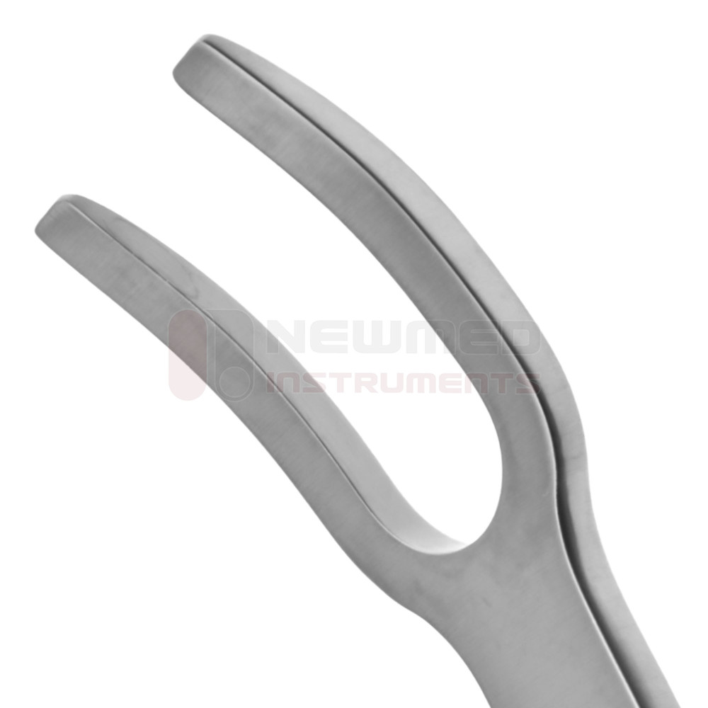 PCL Retractor