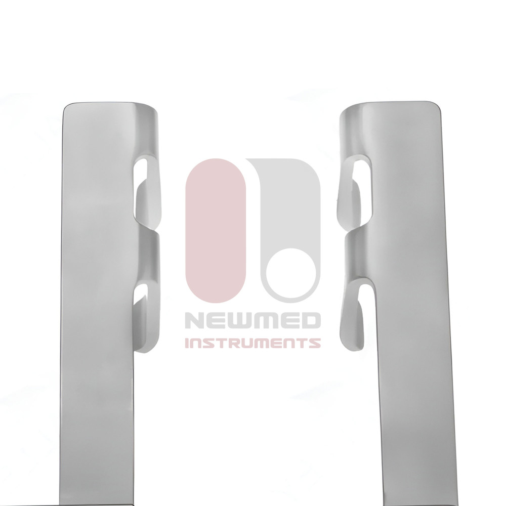 Mini Thoracotomy Retractor- Attached Blades Mini Thoracotomy Retractor- Attached Blades