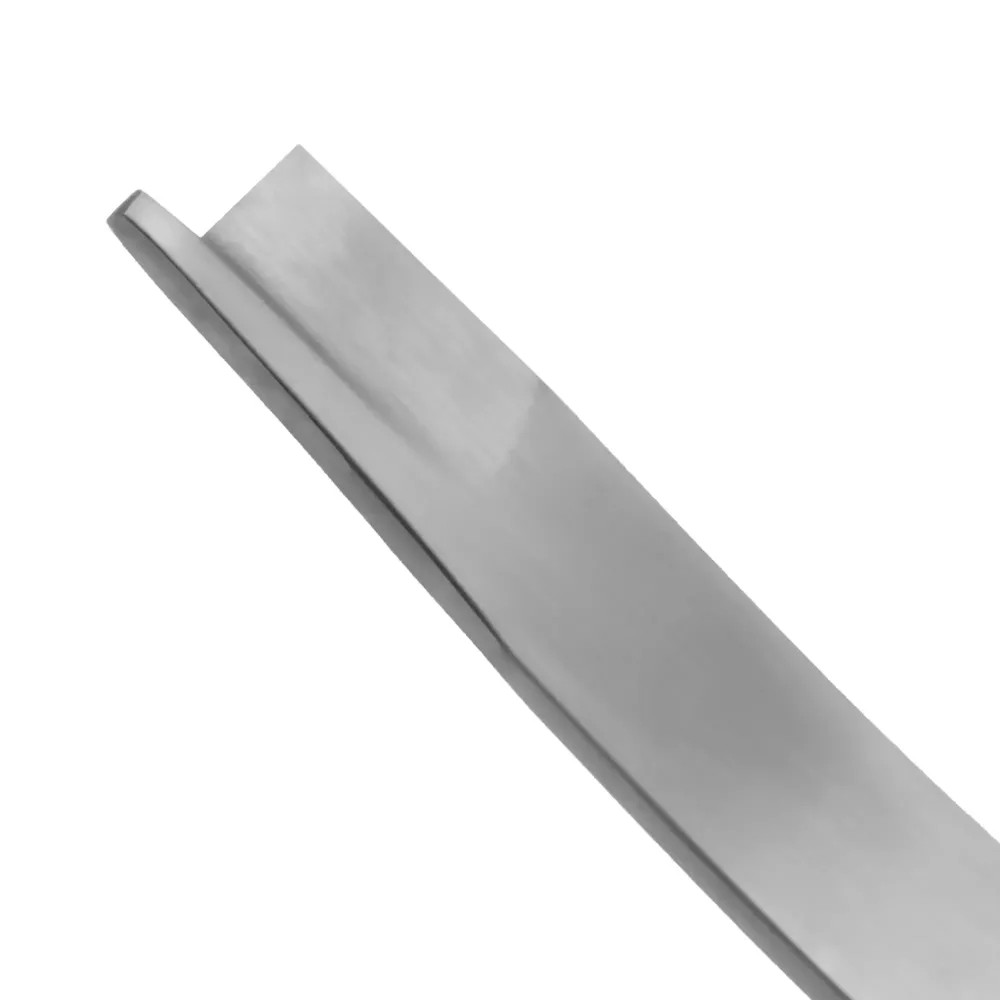 Angled Nasal Osteotome With Guard Angled Nasal Osteotome With Guard