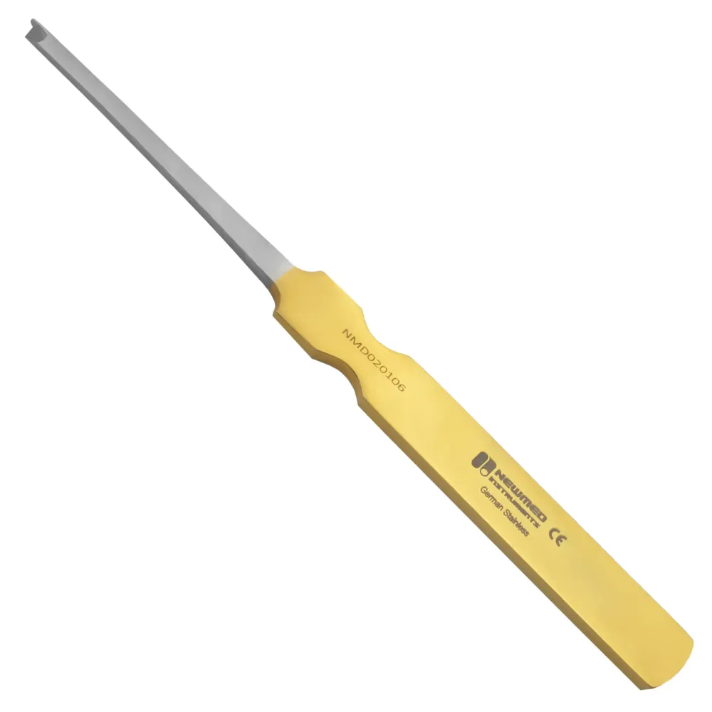 Micro Nasal Osteotome With Rounded Guard