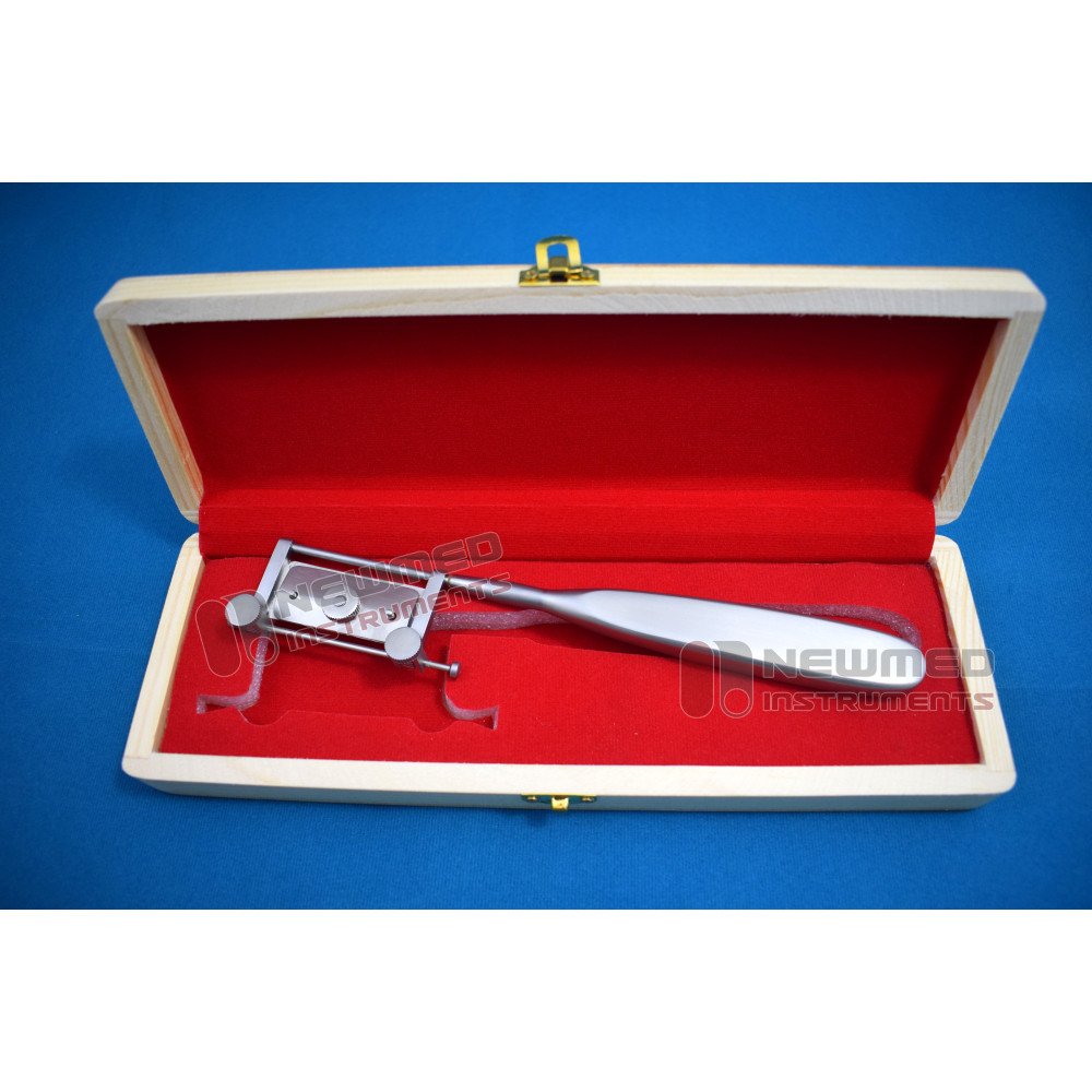 Silver Dermatome Skin Graft Knife With 10 Sterile Blades Packed in Wooden Box